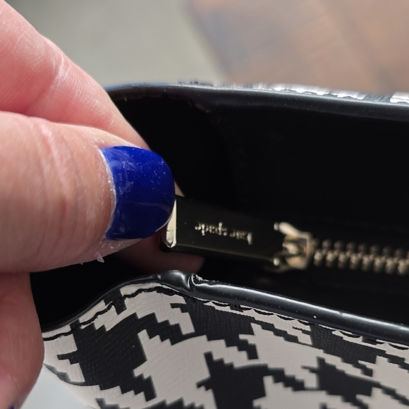 Michael Kors Houndstooth Tote in Black and White - Picture 8 of 10